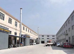 １、自社工場を持つ