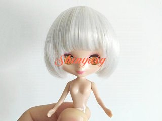 毛先カットショートボブ